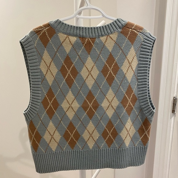 Oak + Fort Argyle Sweater Vest - Picture 4 of 6